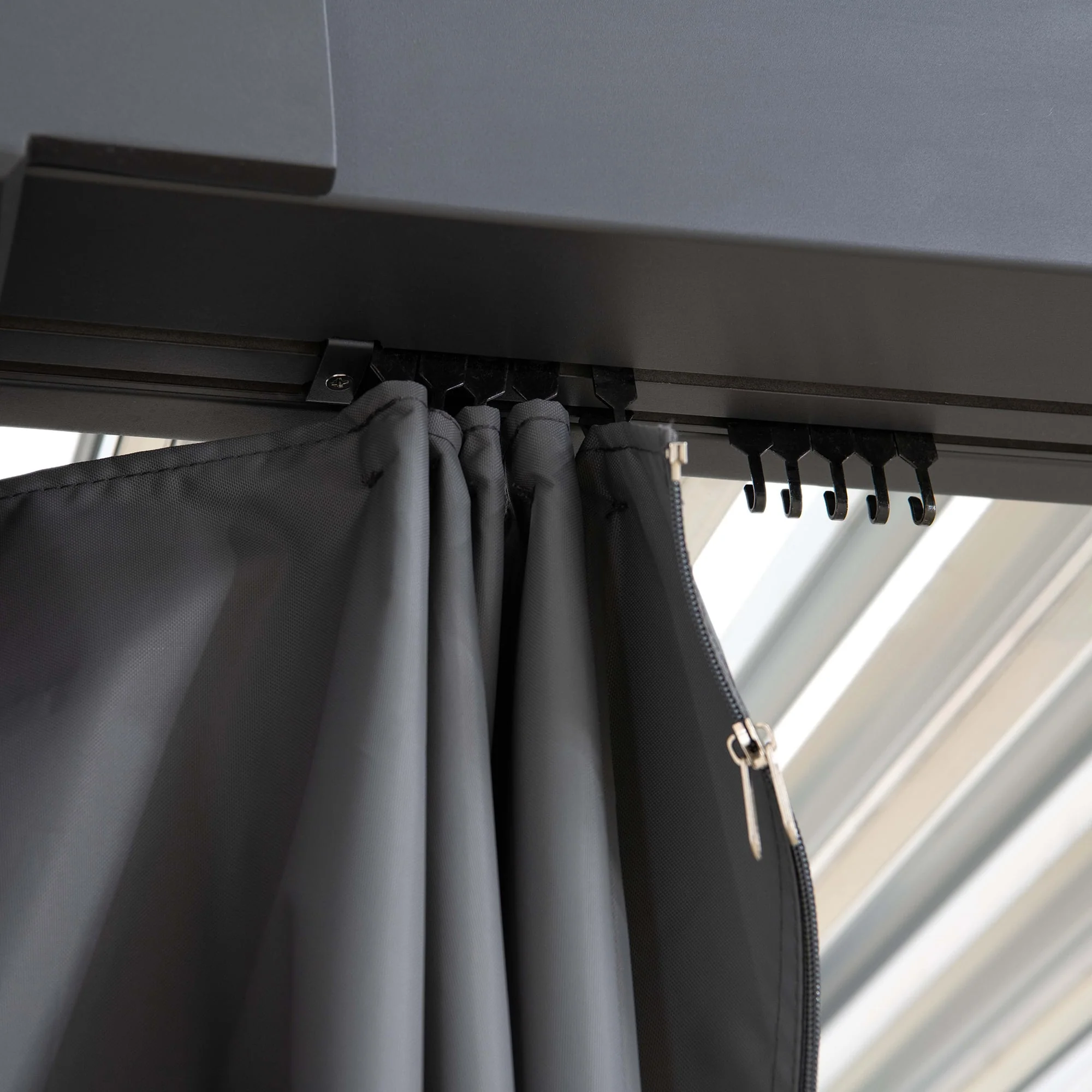 Curtain for Matterhorn Multi Pergola - 306cm x 406cm - Image 11